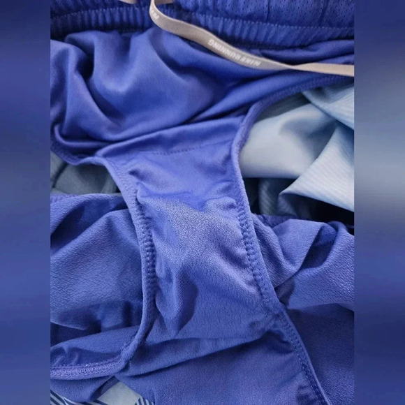 Nike Women's Dri-Fit Graphic Print Running Shorts in blue and black size medium - Picture 7 of 7